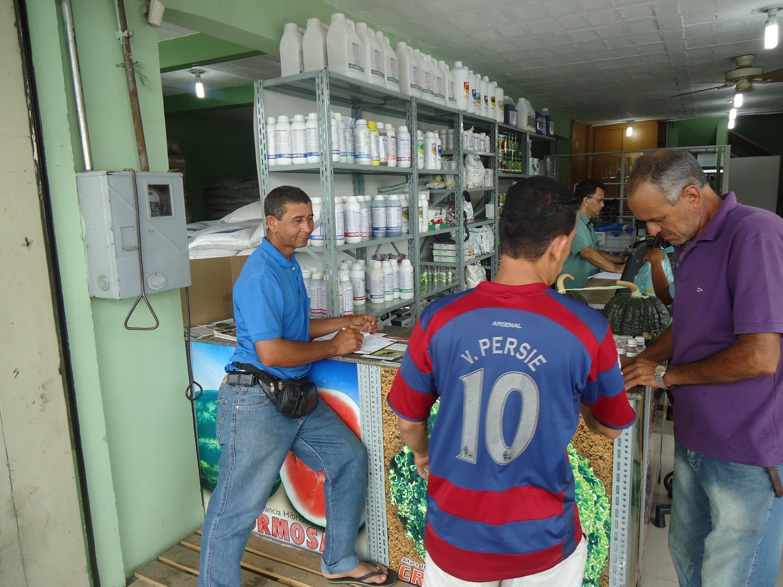 Balcão de atendimento nos primeiros anos da loja